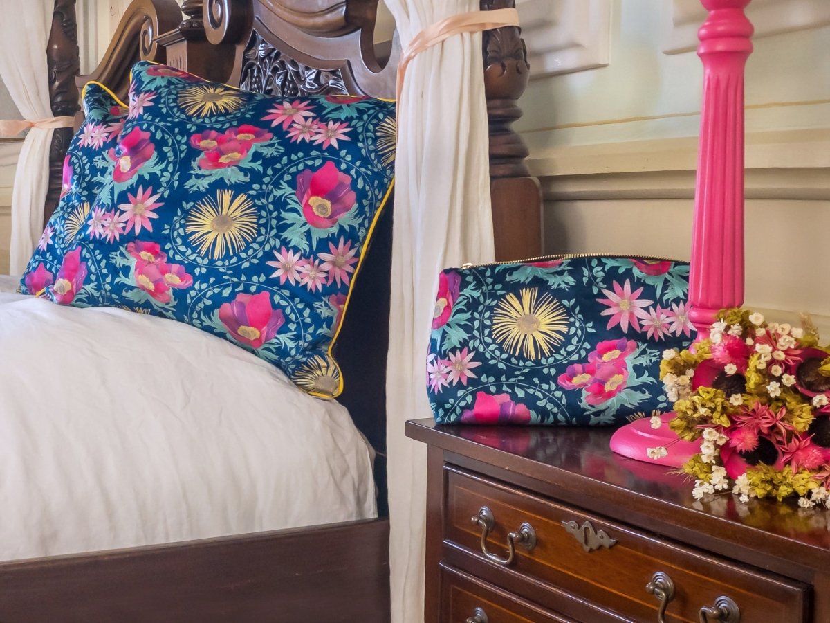 Original Inula Washbag - Belle Design